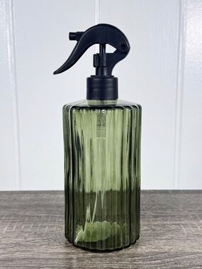 NEW Target Bullseye Playground Green Glass Spray Bottle